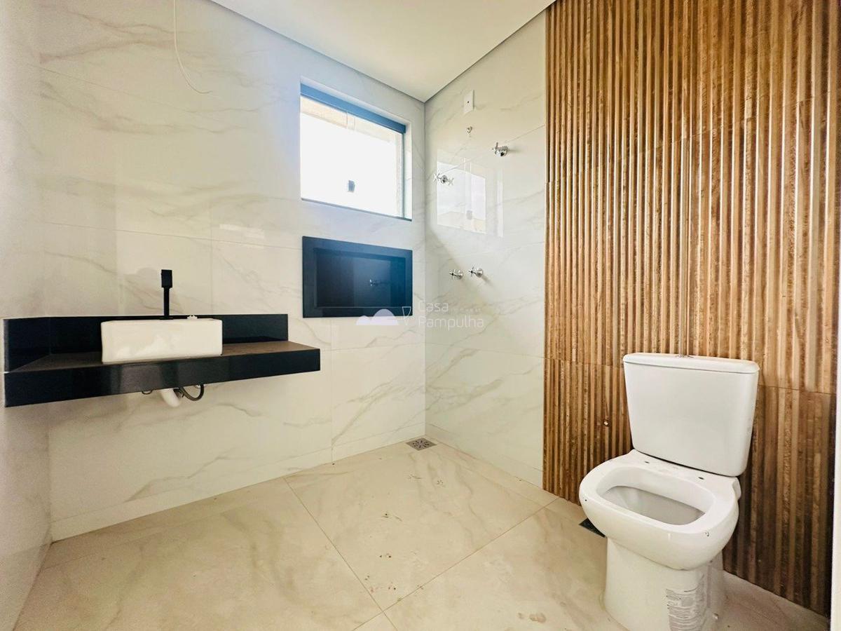 Casa, Santa Branca, 3 Quartos, 2 Vagas, 1 Suíte