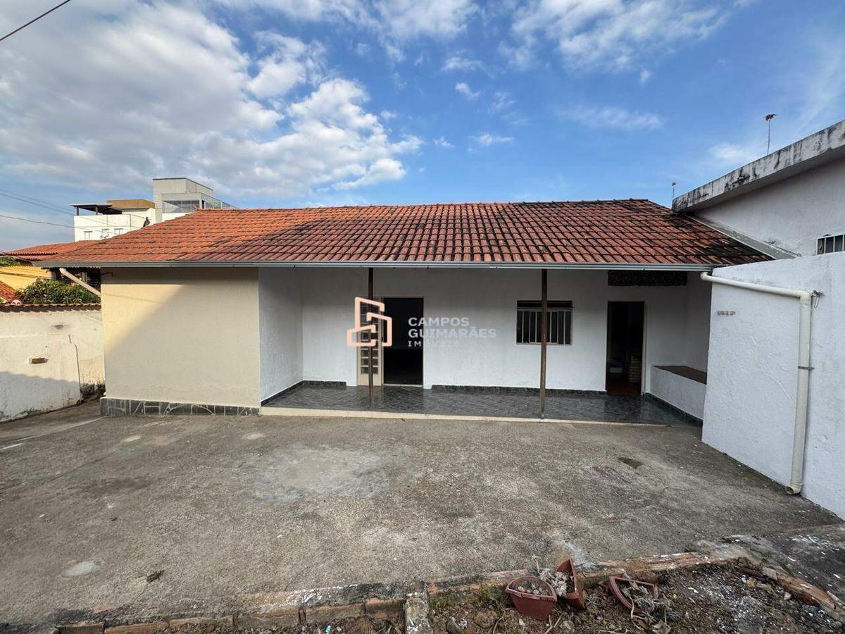 Casa, Tirol, 3 Quartos, 4 Vagas