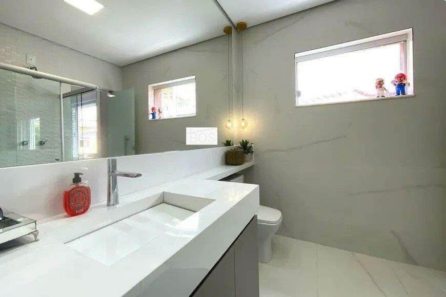 Casa, Colégio Batista, 4 Quartos, 3 Vagas, 2 Suítes