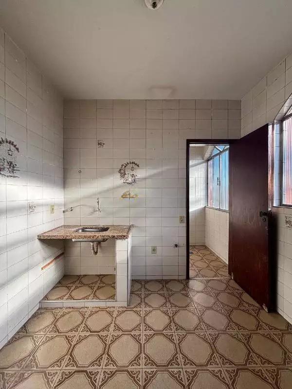 Apartamento, Barreiro, 3 Quartos, 2 Vagas, 1 Suíte