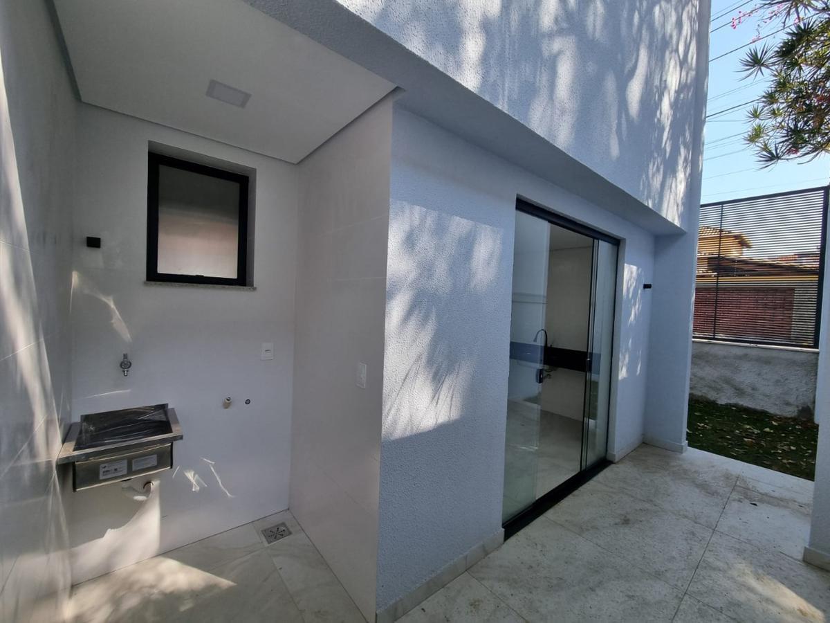 Casa, Planalto, 3 Quartos, 2 Vagas, 1 Suíte