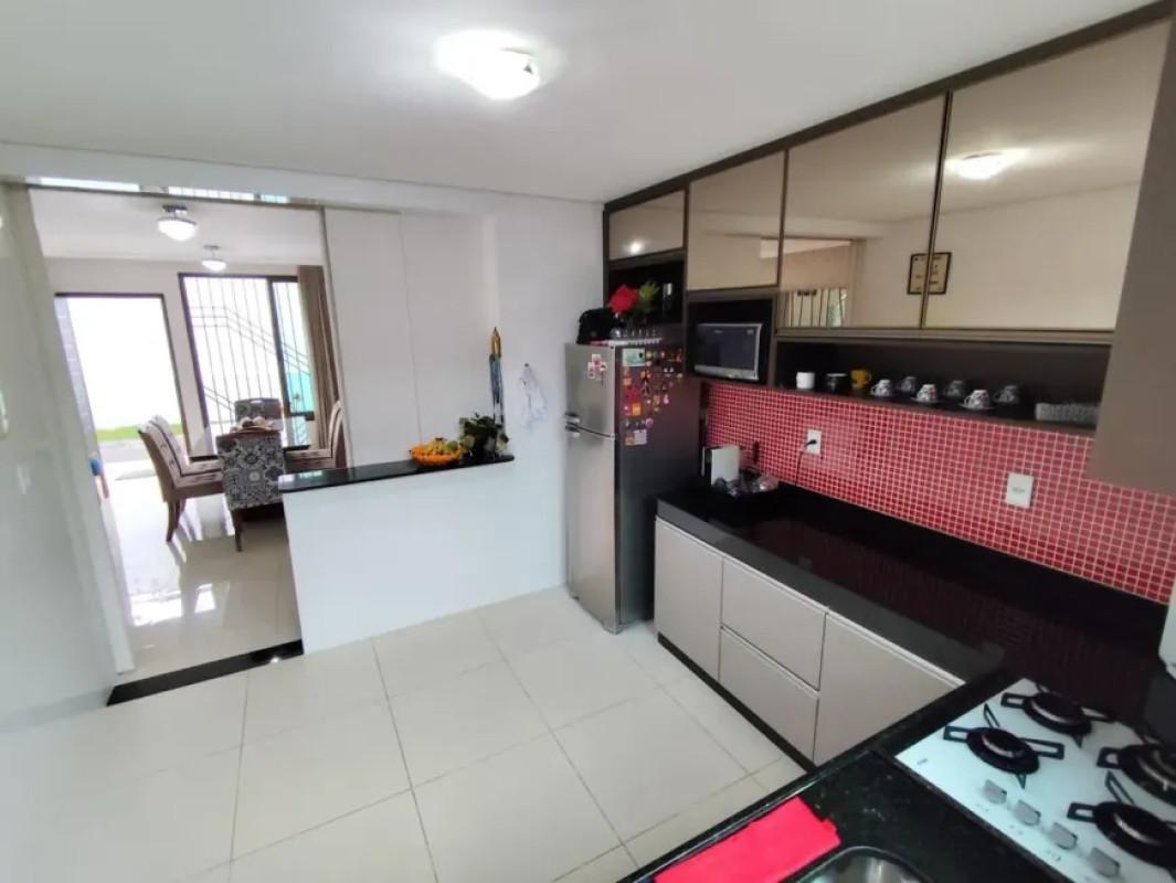 Casa, Trevo, 3 Quartos, 2 Vagas, 1 Suíte