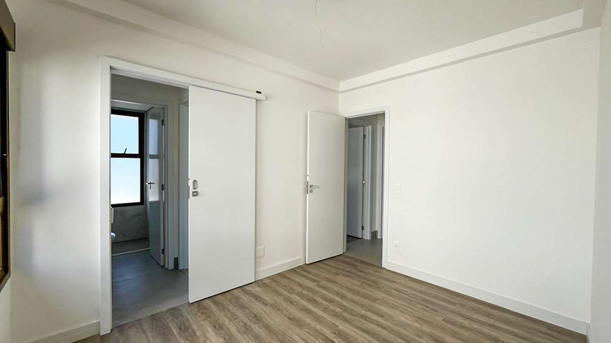 Apartamento, Santa Efigênia, 3 Quartos, 2 Vagas, 3 Suítes
