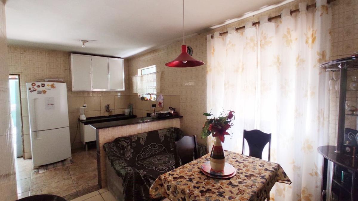 Casa, São Salvador, 3 Quartos, 2 Vagas, 1 Suíte
