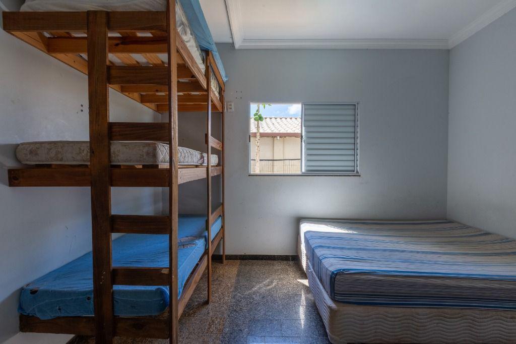 Fazenda, Ravena, 4 Quartos, 0 Vaga, 1 Suíte