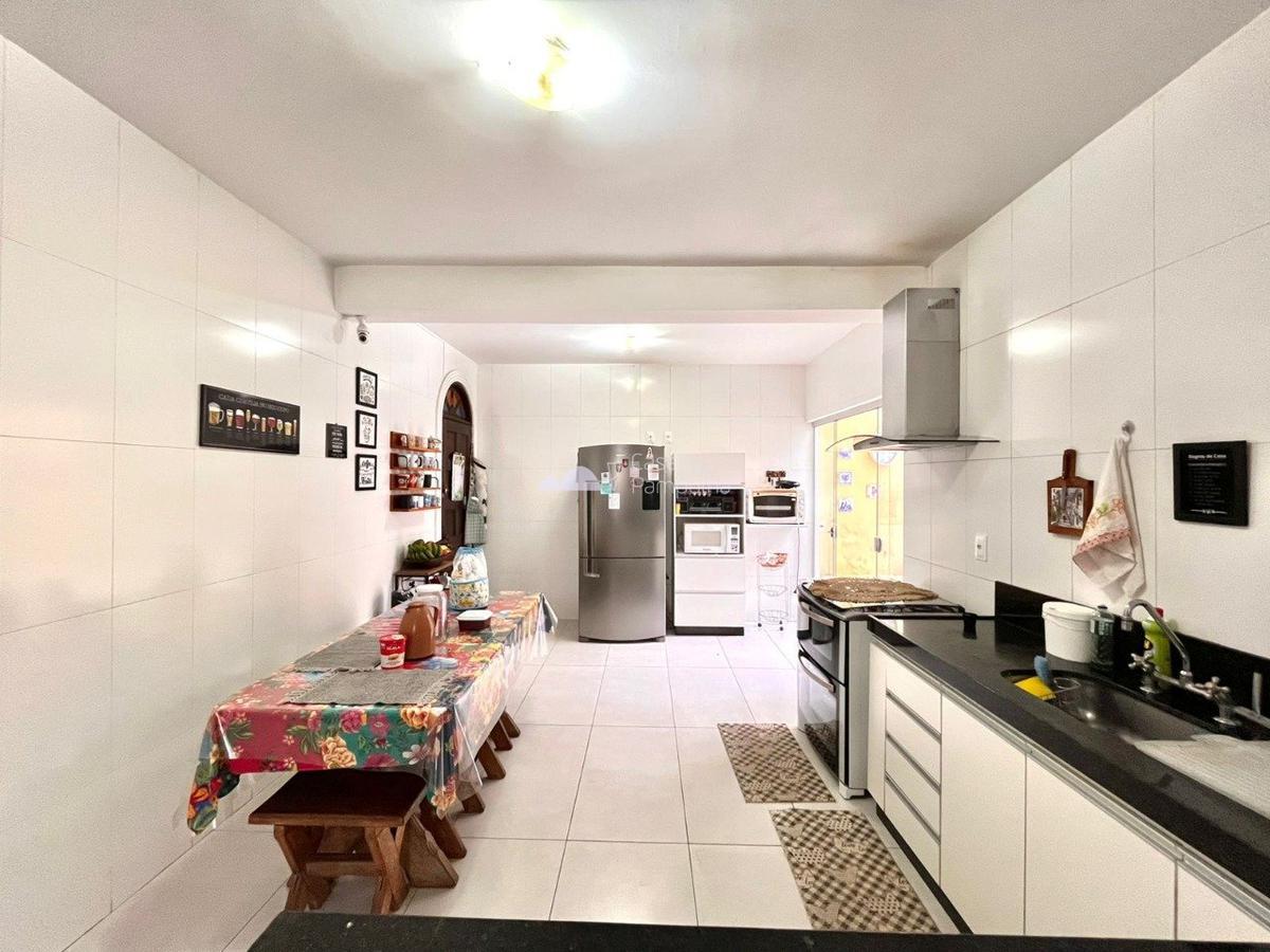 Casa, Liberdade, 5 Quartos, 4 Vagas, 2 Suítes