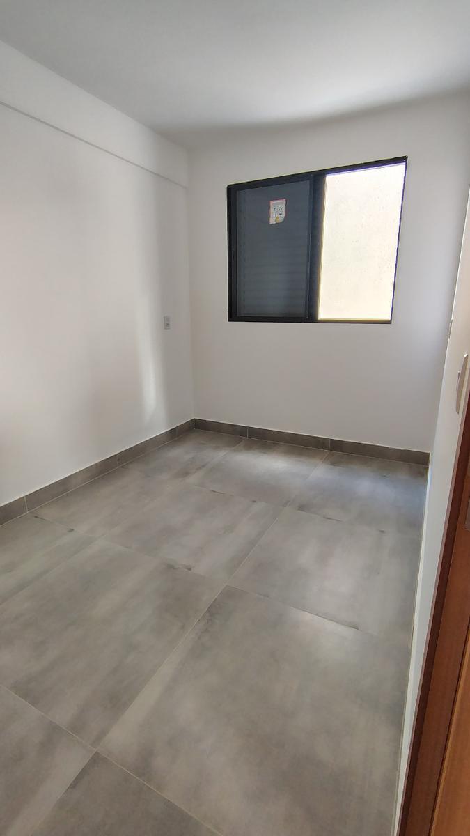 Apartamento, Sagrada Família, 3 Quartos, 2 Vagas, 1 Suíte