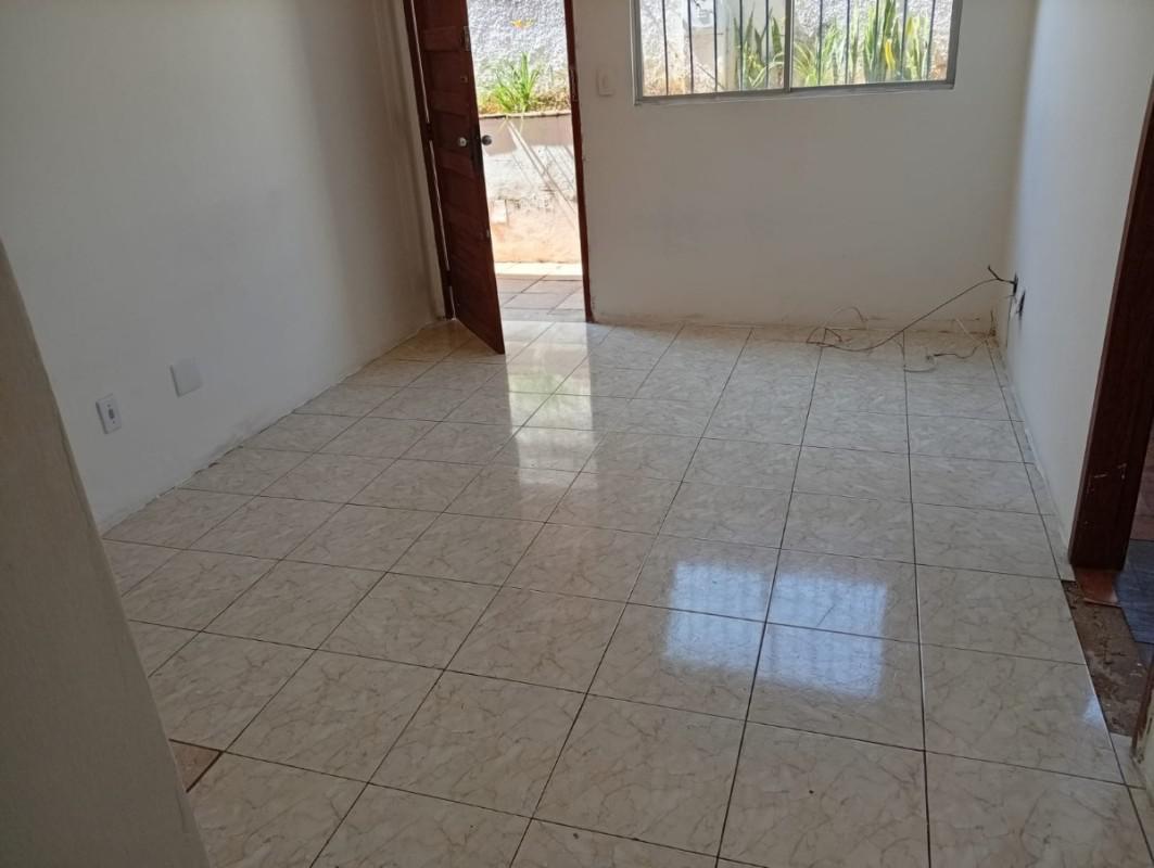 Casa, Itapoã, 2 Quartos, 0 Vaga