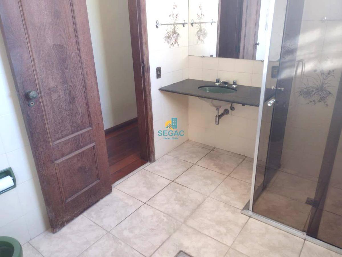 Casa, Prado, 4 Quartos, 2 Vagas, 1 Suíte