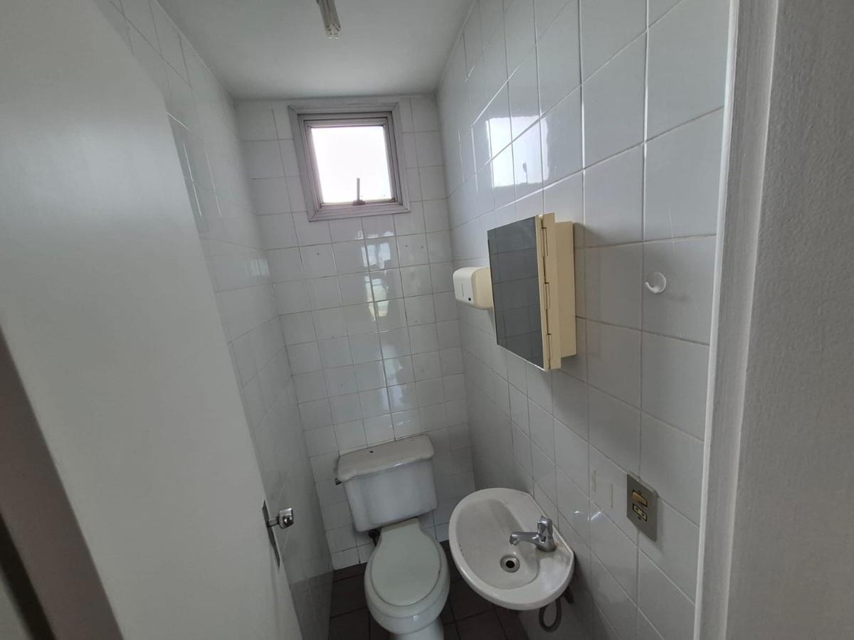 Sala, Estoril, 0 Quarto, 0 Vaga