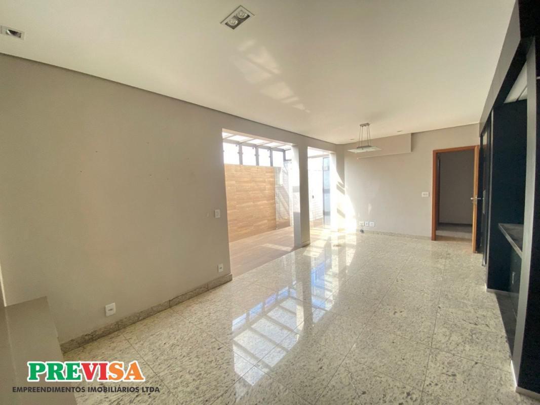 Apartamento, Sagrada Família, 3 Quartos, 3 Vagas, 1 Suíte