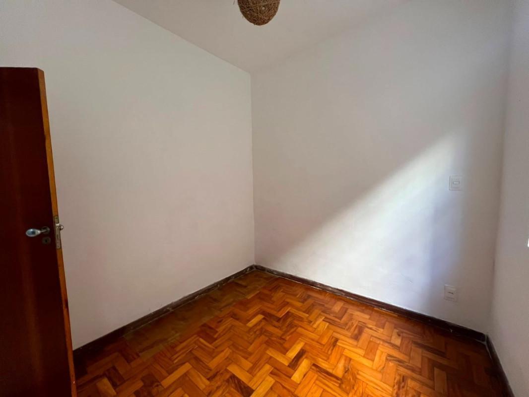 Apartamento, Sagrada Família, 2 Quartos, 1 Vaga