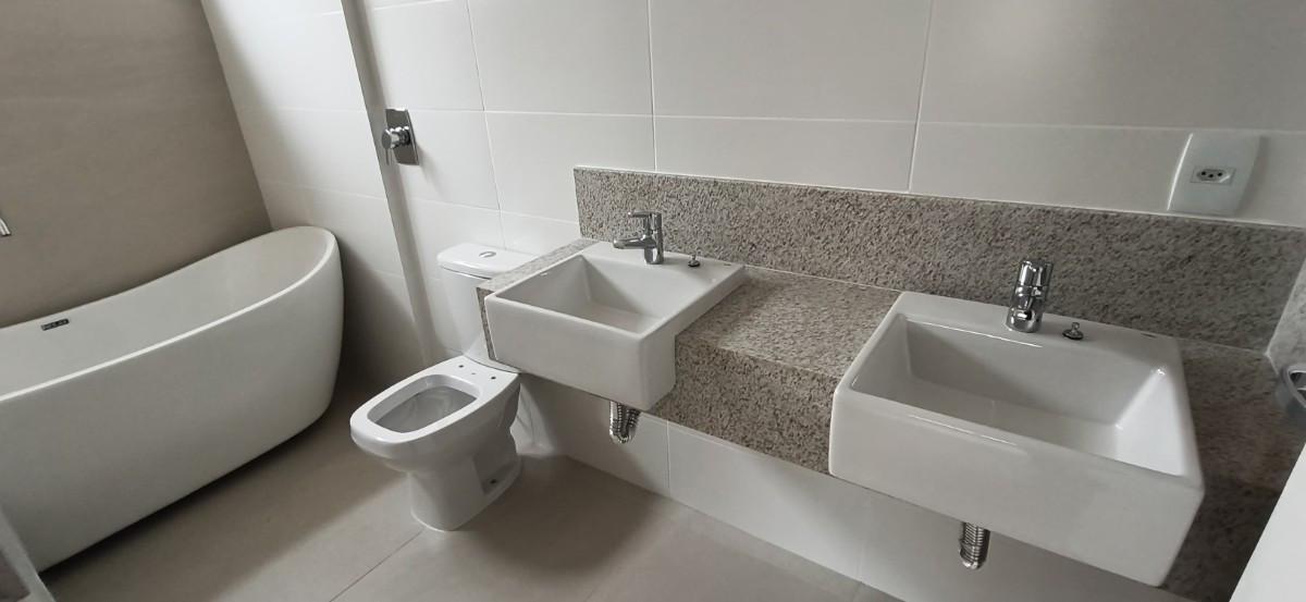 Apartamento, Castelo, 4 Quartos, 4 Vagas, 2 Suítes