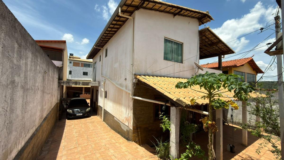 Casa, Masterville, 3 Quartos, 2 Vagas, 1 Suíte