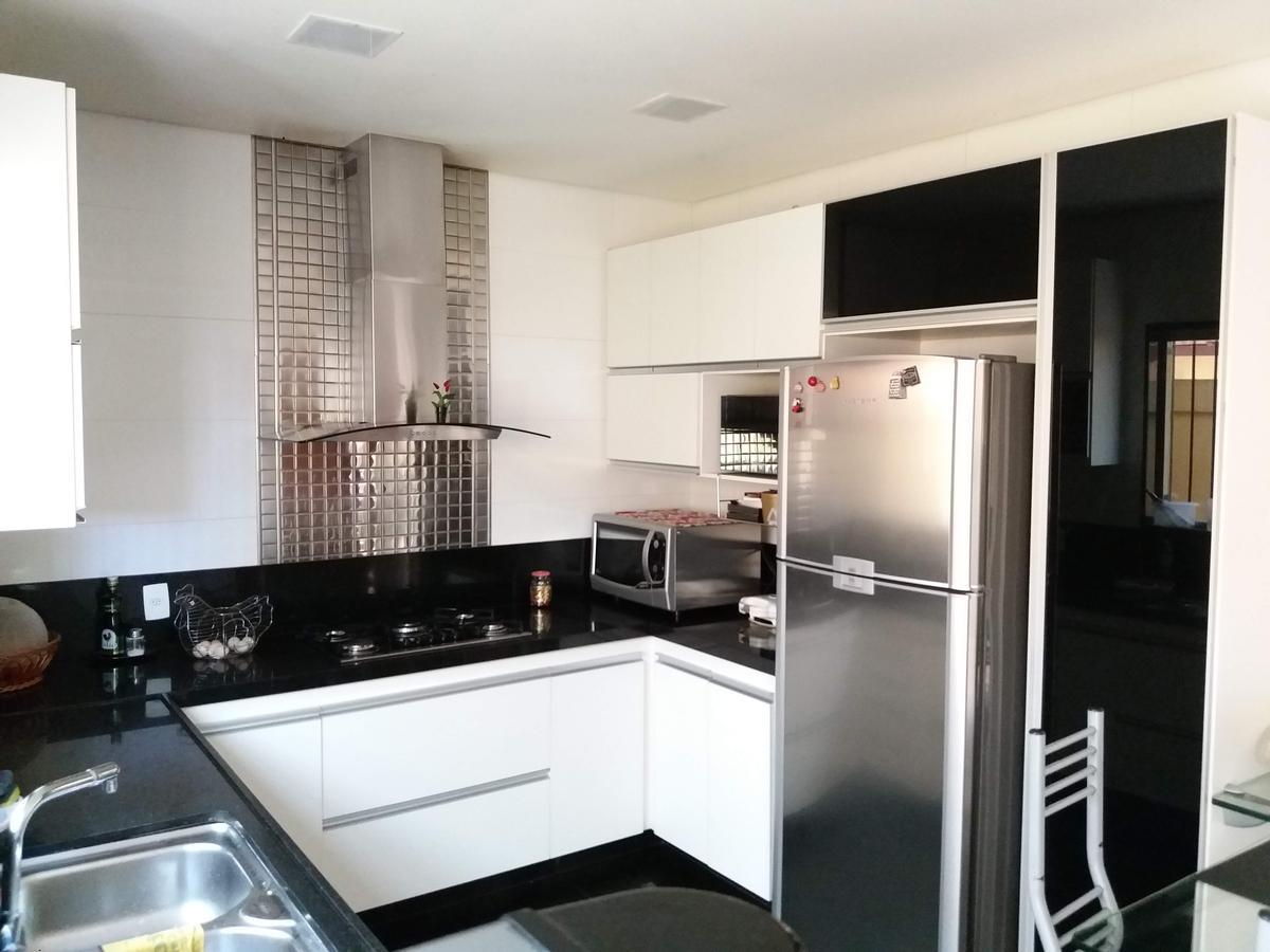 Casa, Colégio Batista, 4 Quartos, 4 Vagas, 2 Suítes