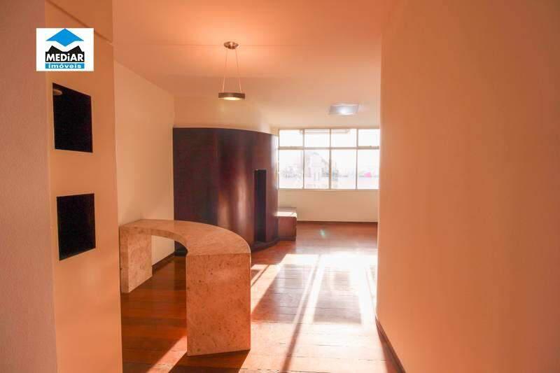 Apartamento, Funcionários, 4 Quartos, 2 Vagas, 1 Suíte