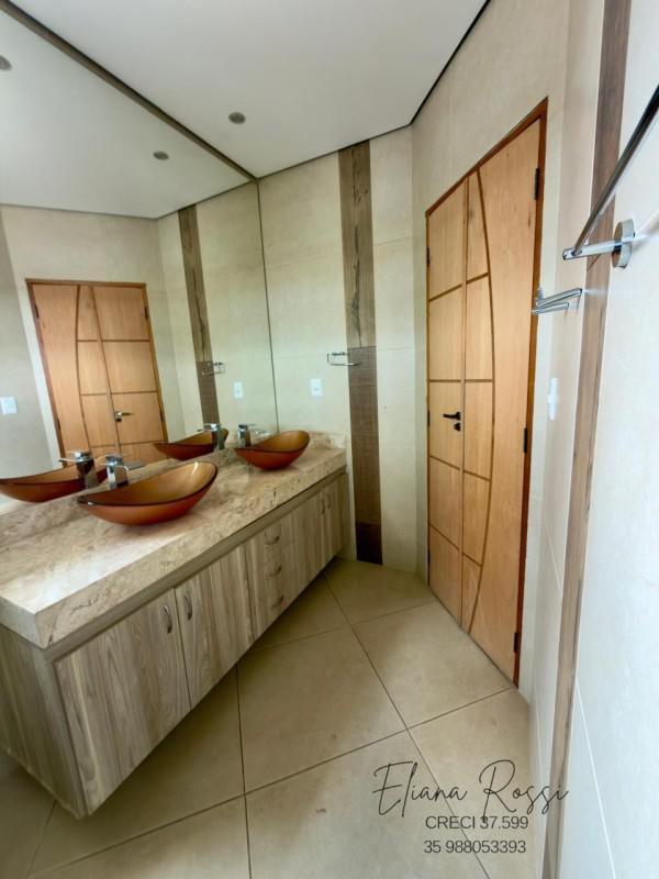 Casa, Jardim Cidade Nova, 4 Quartos, 5 Vagas, 1 Suíte