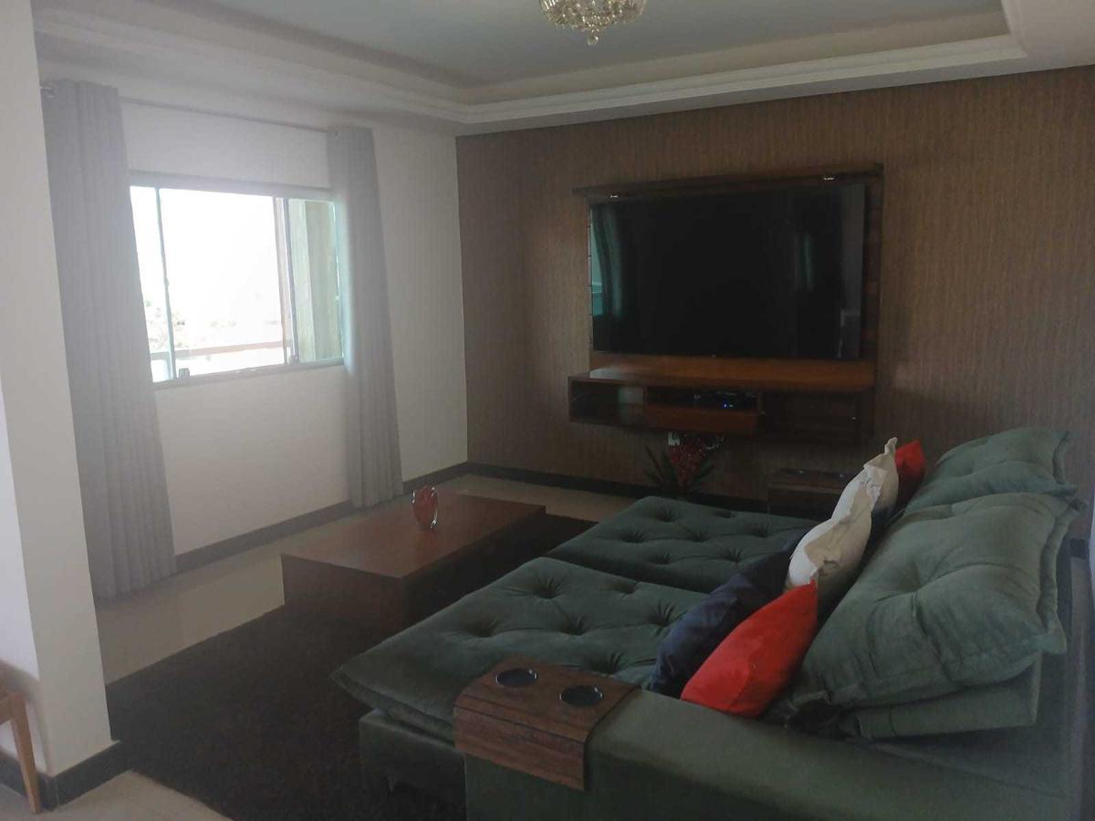 Casa, Jardim Guanabara, 3 Quartos, 10 Vagas, 1 Suíte