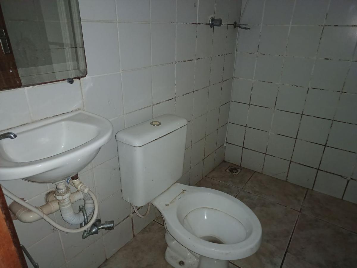 Quitinete, Santa Cruz, 0 Quarto, 0 Vaga