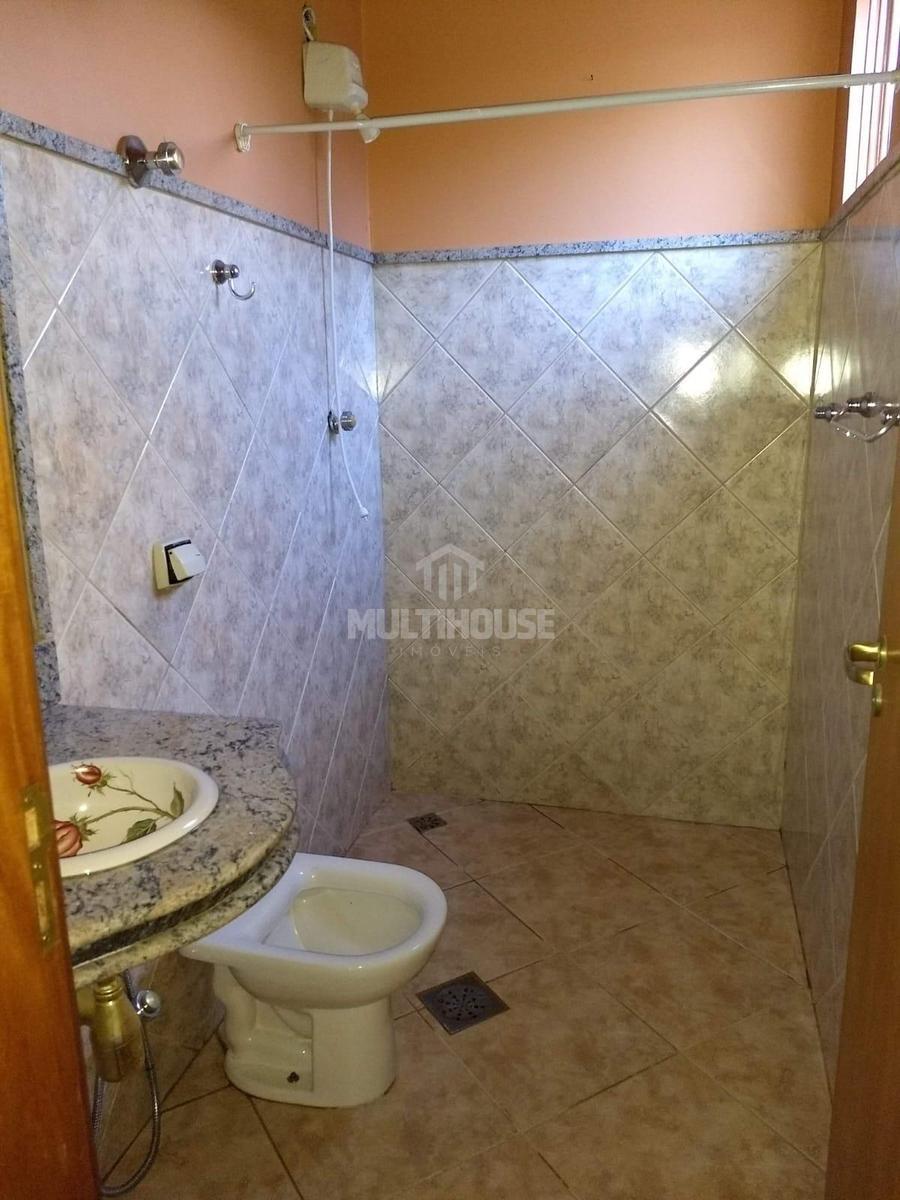 Casa, Centro, 4 Quartos, 5 Vagas, 1 Suíte