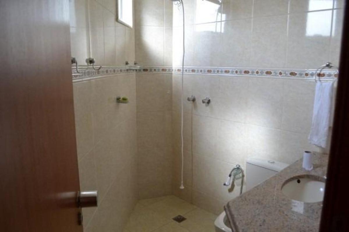 Casa, Jardim Riacho das Pedras, 3 Quartos, 4 Vagas, 2 Suítes