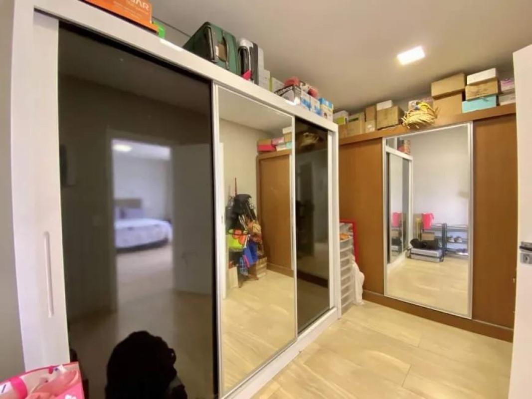 Casa, Planalto, 3 Quartos, 4 Vagas, 3 Suítes