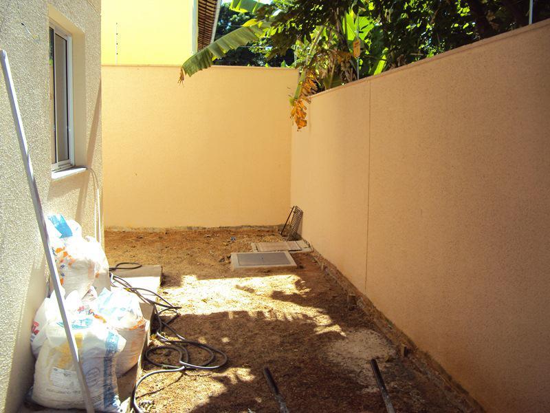 Apartamento, Santa Mônica, 2 Quartos, 1 Vaga