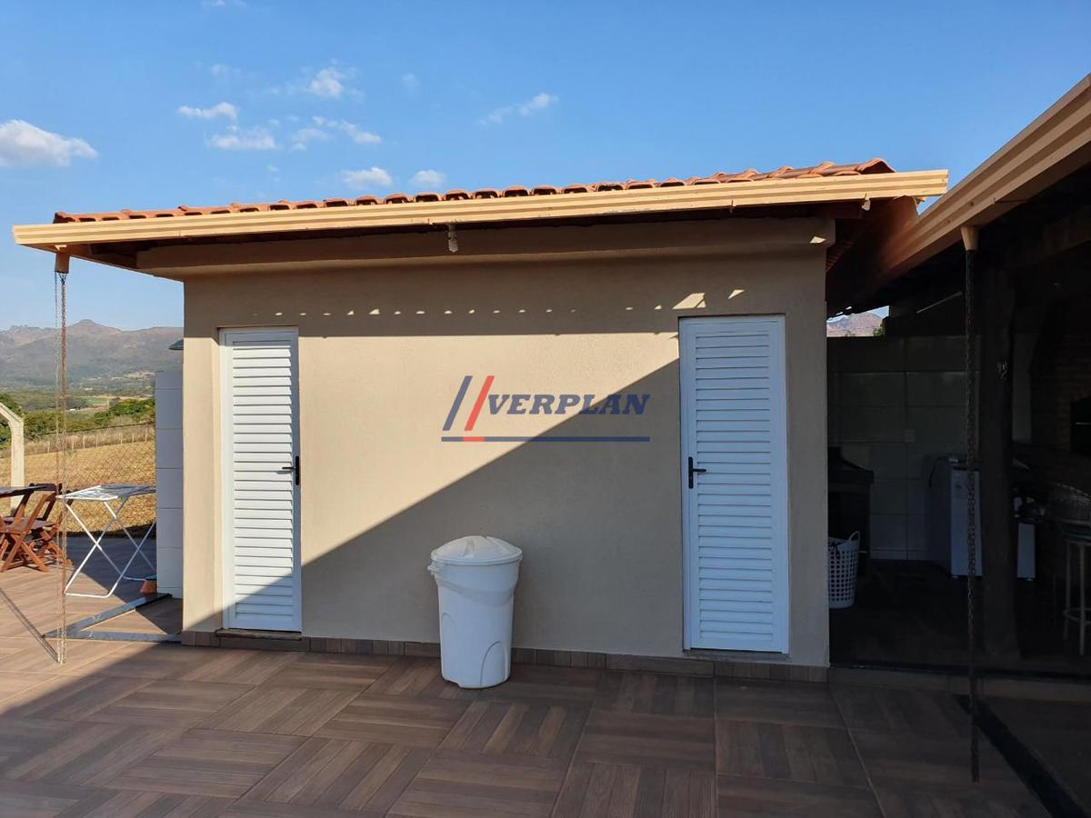 Rural, Centro, 6 Quartos, 4 Vagas, 3 Suítes