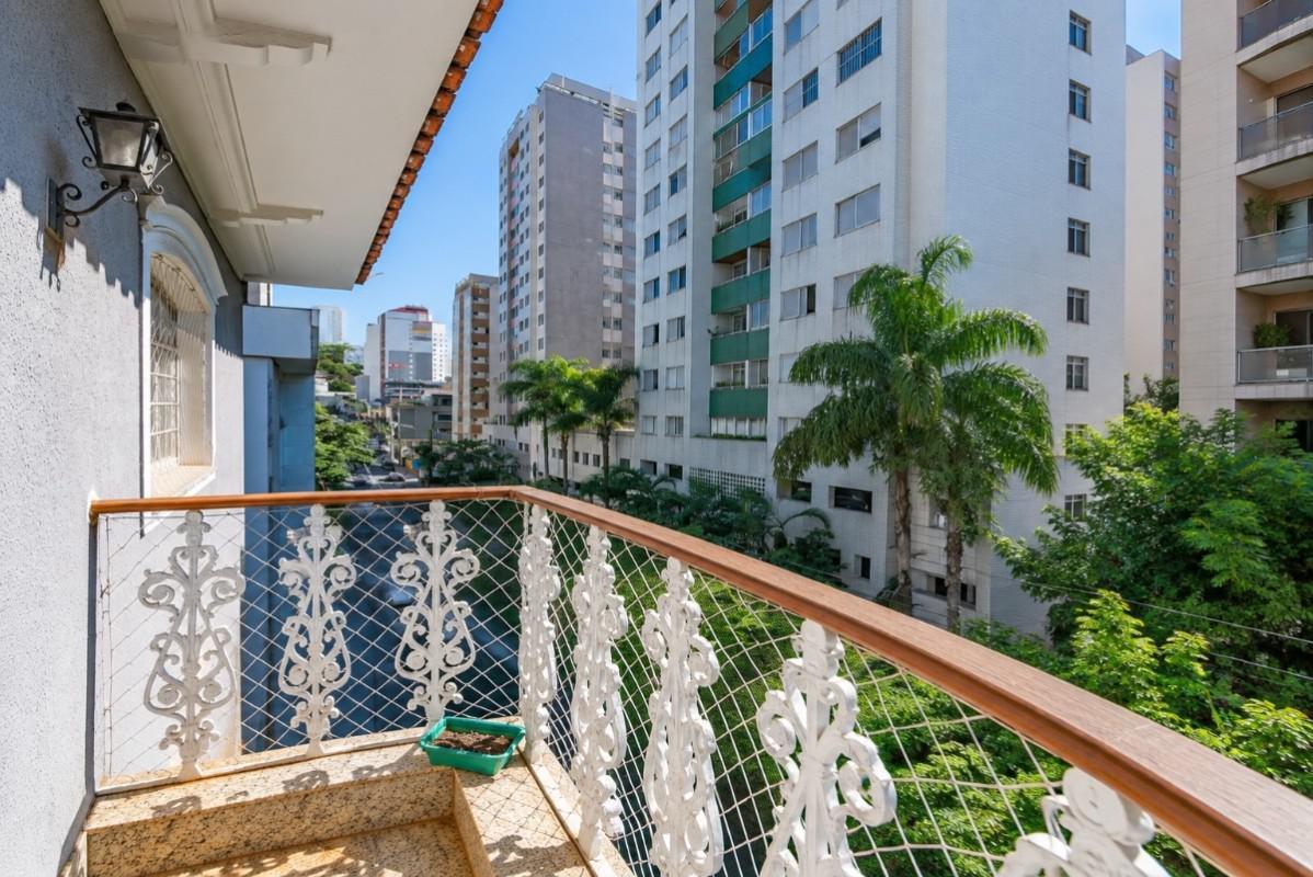 Apartamento, Coração de Jesus, 4 Quartos, 2 Vagas, 1 Suíte