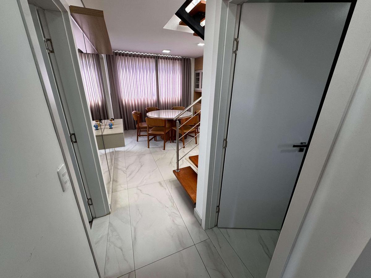 Cobertura, Sagrada Família, 2 Quartos, 2 Vagas, 1 Suíte