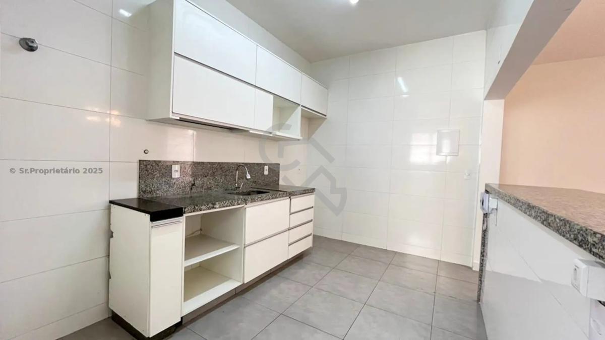 Apartamento, Centro, 4 Quartos, 2 Vagas, 1 Suíte