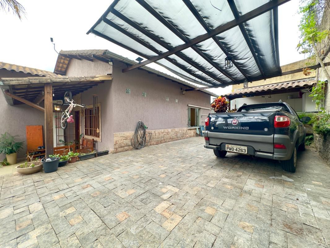 Casa, Novo Glória, 3 Quartos, 3 Vagas, 1 Suíte