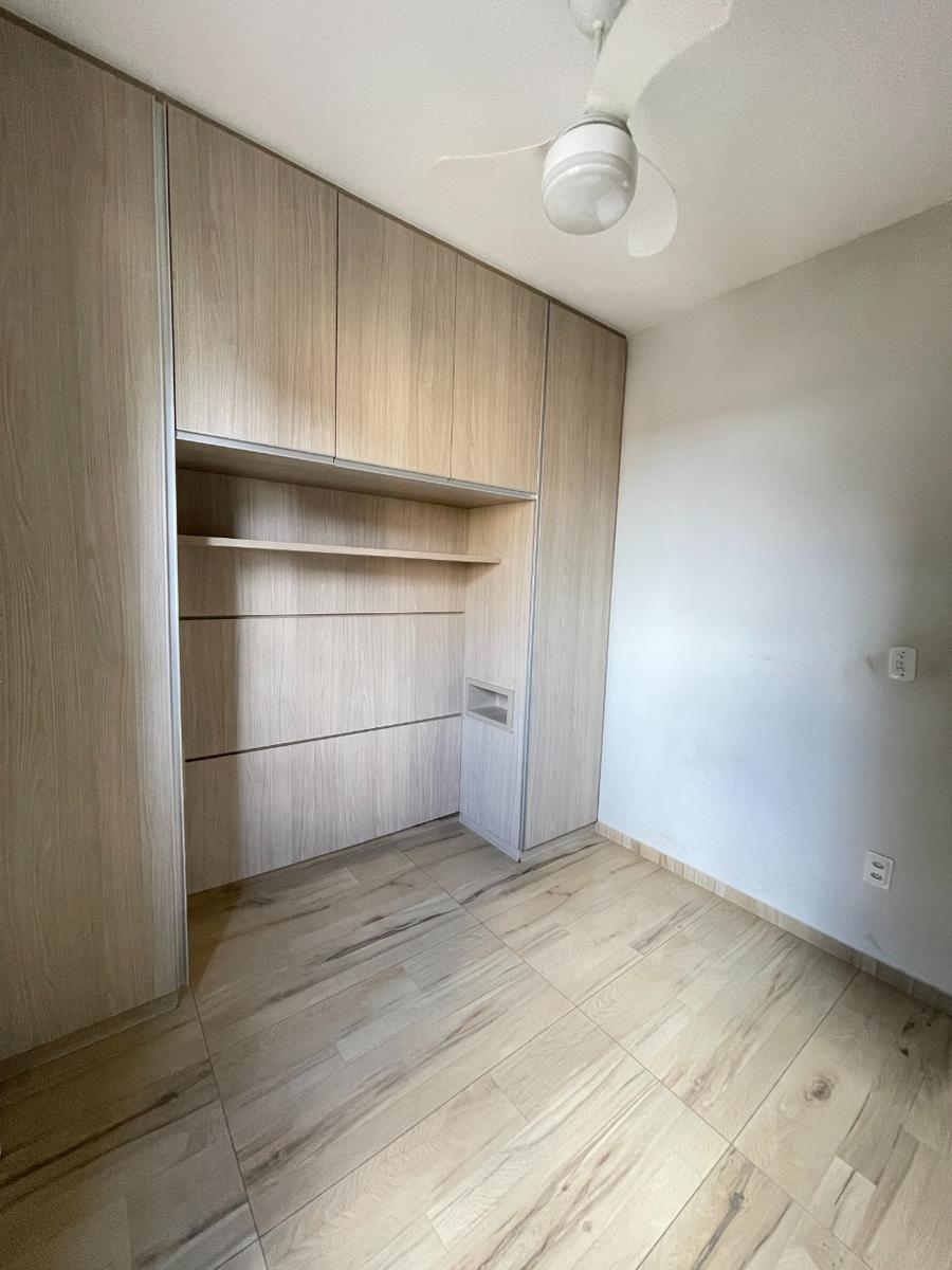 Apartamento, Santa Mônica, 2 Quartos, 1 Vaga