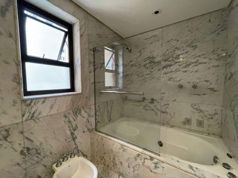 Apartamento, Lourdes, 4 Quartos, 3 Vagas, 2 Suítes