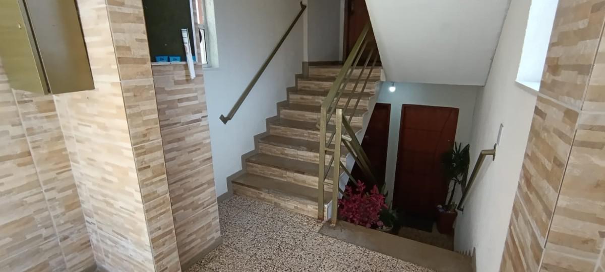 Apartamento, Conjunto Califórnia, 2 Quartos, 1 Vaga
