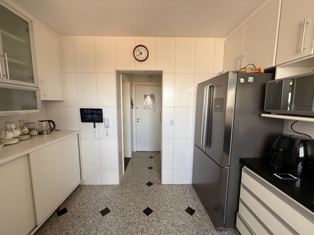 Apartamento, Itapoã, 4 Quartos, 3 Vagas, 2 Suítes
