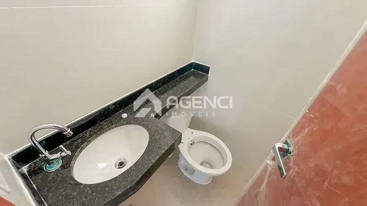 Casa, Piratininga (venda Nova), 2 Quartos, 0 Vaga, 2 Suítes