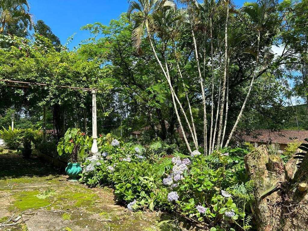 Fazenda, Zona Rural, 4 Quartos, 0 Vaga