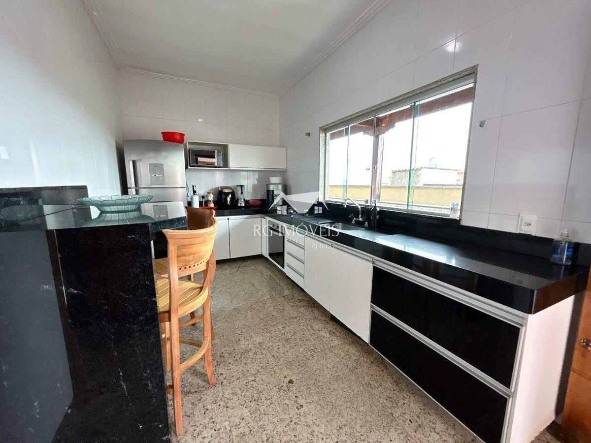 Casa, Diamante, 3 Quartos, 7 Vagas, 1 Suíte