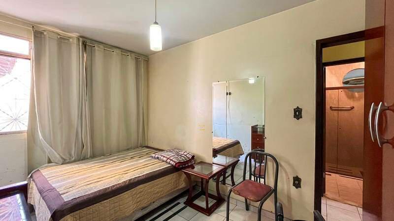 Casa, Conjunto Celso Machado, 3 Quartos, 4 Vagas, 1 Suíte