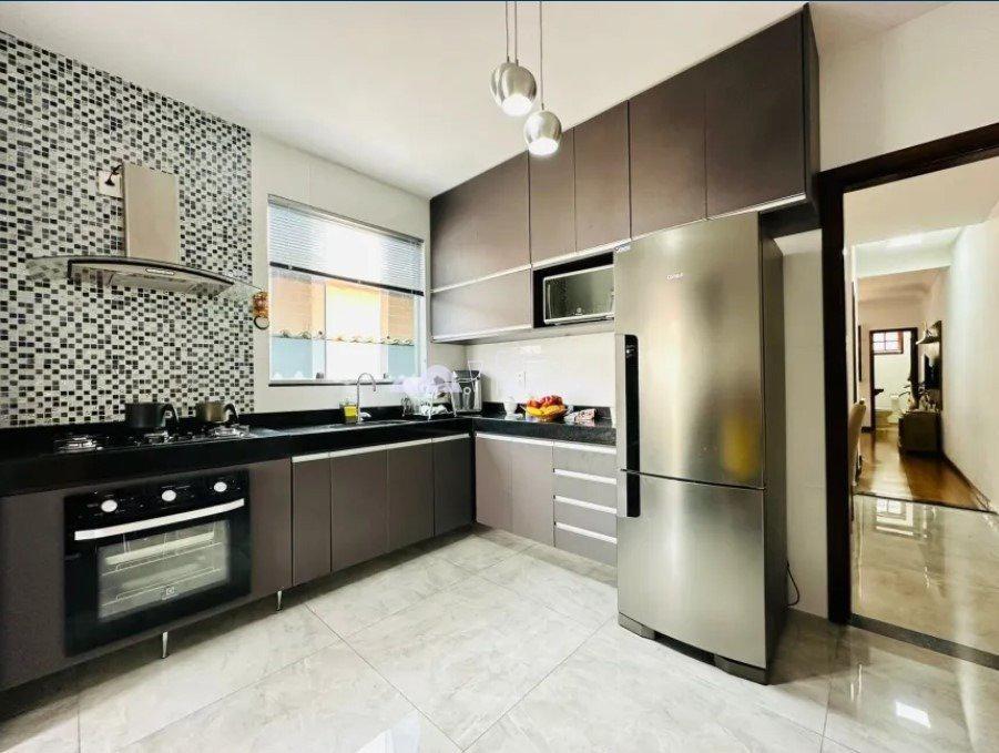 Casa, Santa Amélia, 3 Quartos, 2 Vagas, 1 Suíte