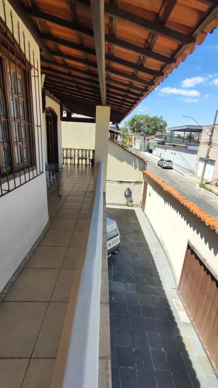 Casa, Jardim Pérola, 3 Quartos, 4 Vagas, 1 Suíte