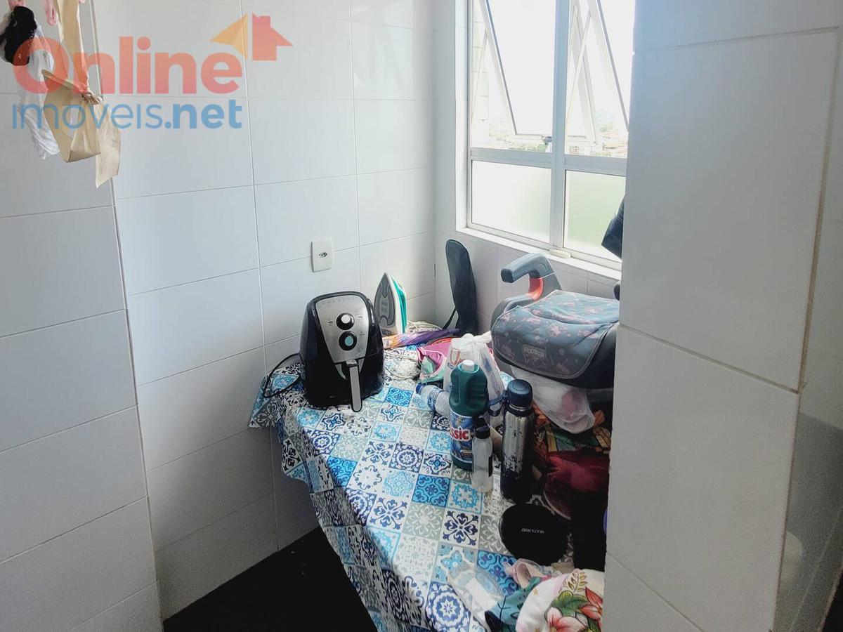 Apartamento, Fernão Dias, 3 Quartos, 0 Vaga, 1 Suíte