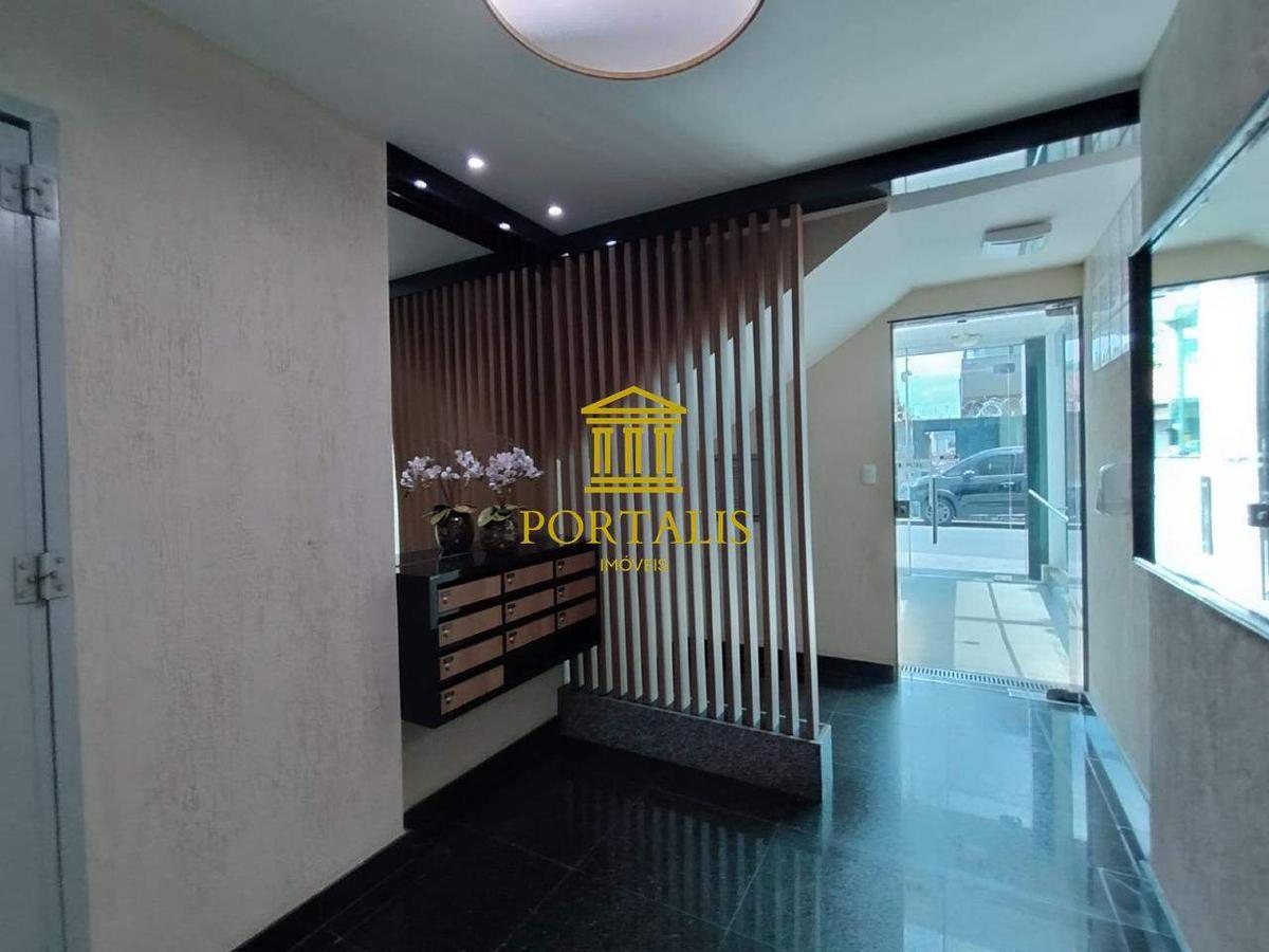 Apartamento, Sagrada Família, 3 Quartos, 2 Vagas, 1 Suíte