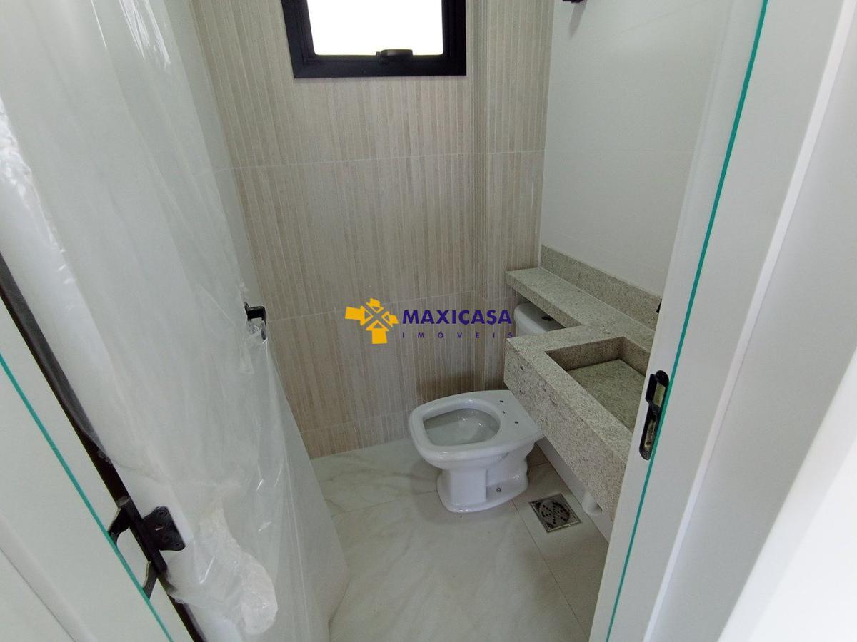 Casa, Planalto, 3 Quartos, 2 Vagas, 1 Suíte