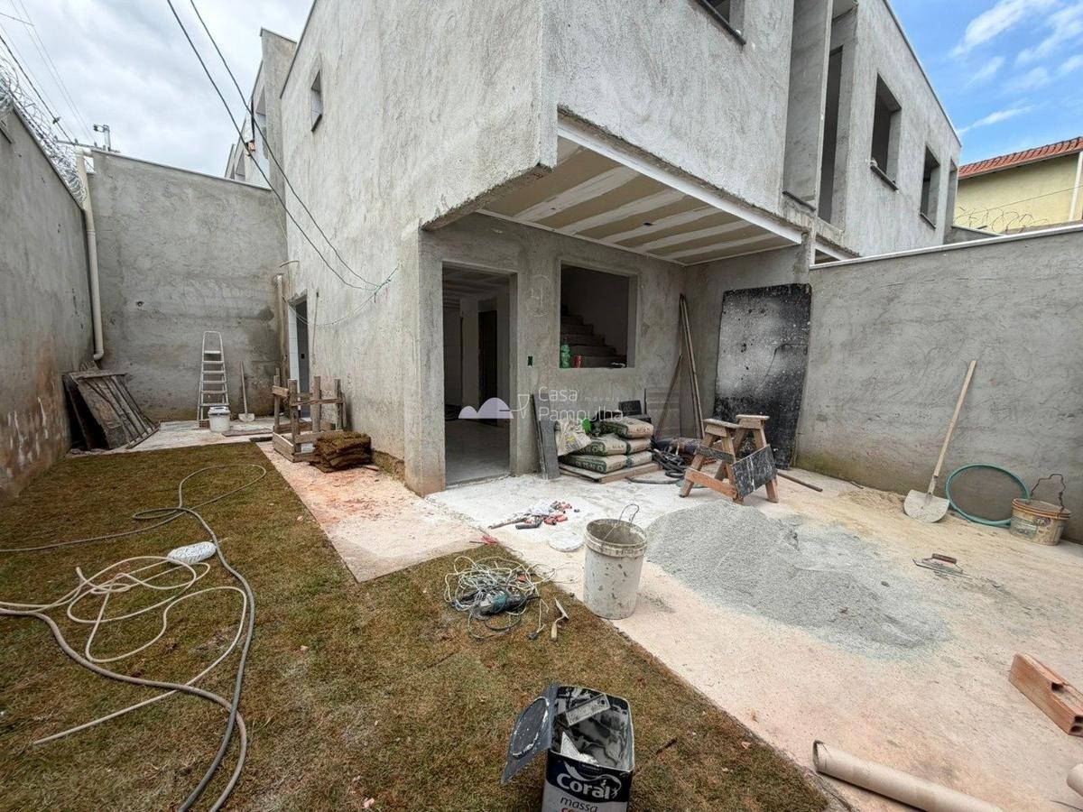Casa, Piratininga (venda Nova), 2 Quartos, 3 Vagas, 2 Suítes