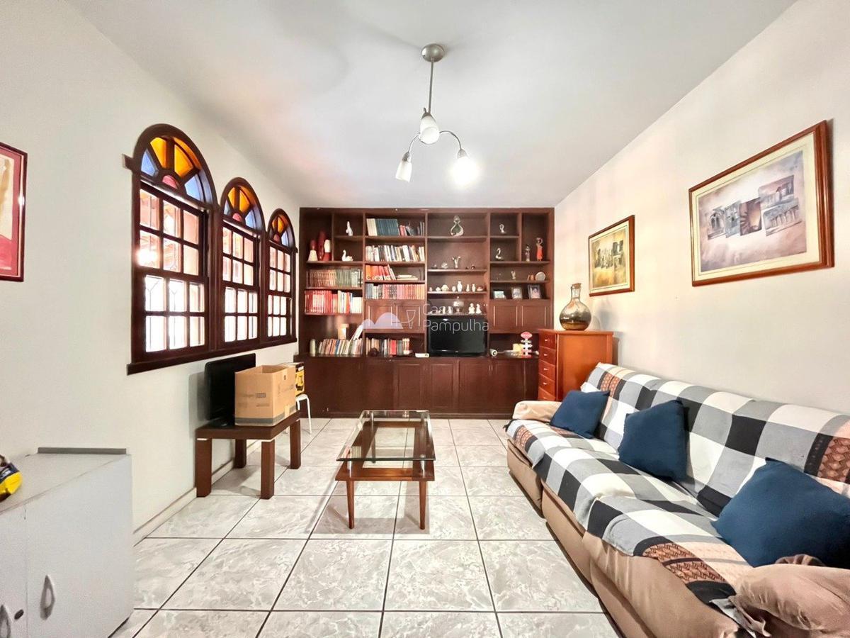 Casa, Liberdade, 5 Quartos, 4 Vagas, 2 Suítes