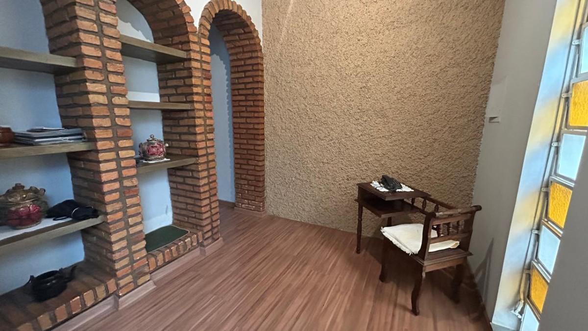 Casa Comercial, São Lucas, 5 Quartos, 4 Vagas, 1 Suíte