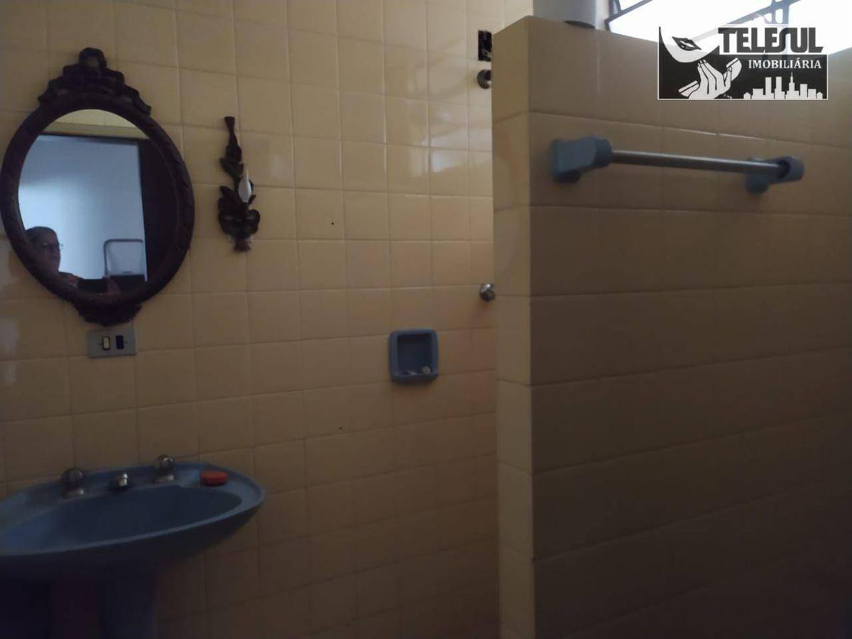 Casa, Centro, 4 Quartos, 0 Vaga, 1 Suíte
