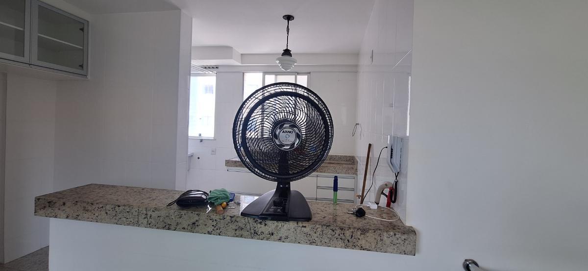 Apartamento, Sagrada Família, 3 Quartos, 2 Vagas, 1 Suíte